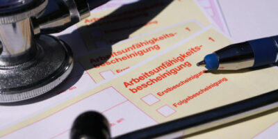 Entgeltfortzahlung: Wer zahlt wann - und wie lange?