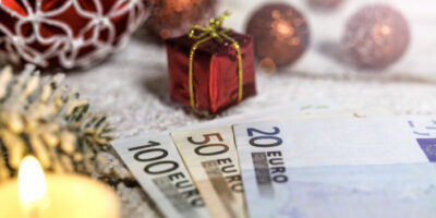 Weihnachtsgeld - Teures Extra oder kluge Investition?